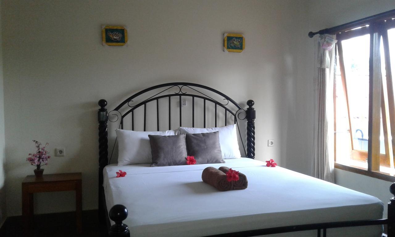 Chika House Villa Gili Trawangan Exterior photo