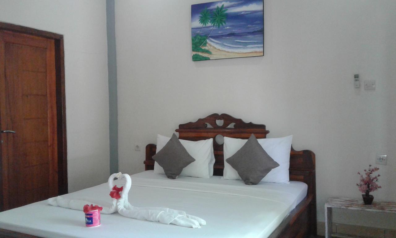 Chika House Villa Gili Trawangan Exterior photo